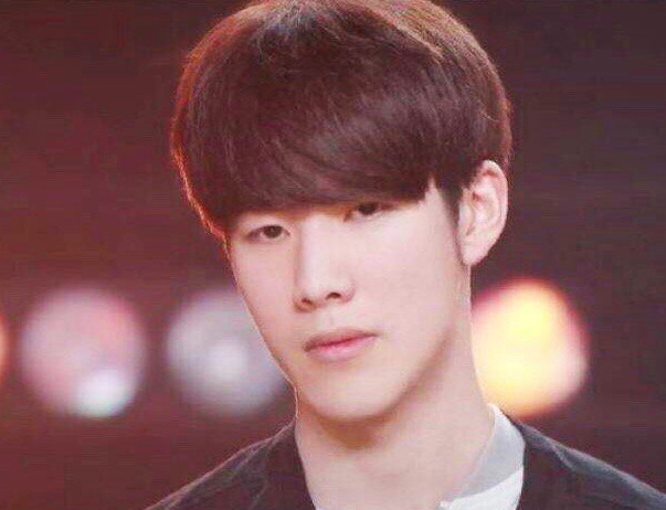 LPL春季季后赛败者组TES vs V5迫近，选手们排位都在练什么？